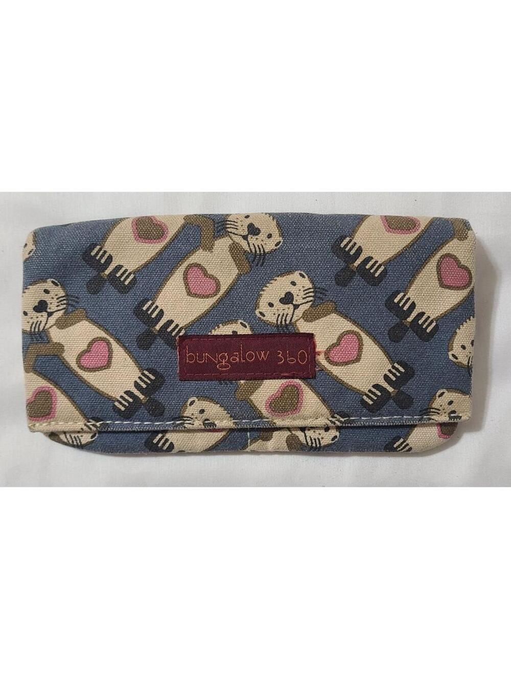 Bungalow 360 Otter Canvas Divided Wallet Clutch Womens Sz Medium Blue Organizer
